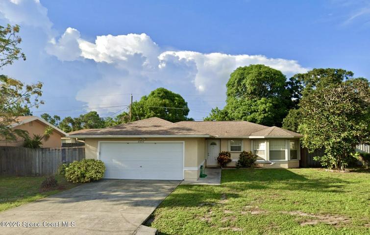 2073 Clover Street NE, Palm Bay, FL 32905