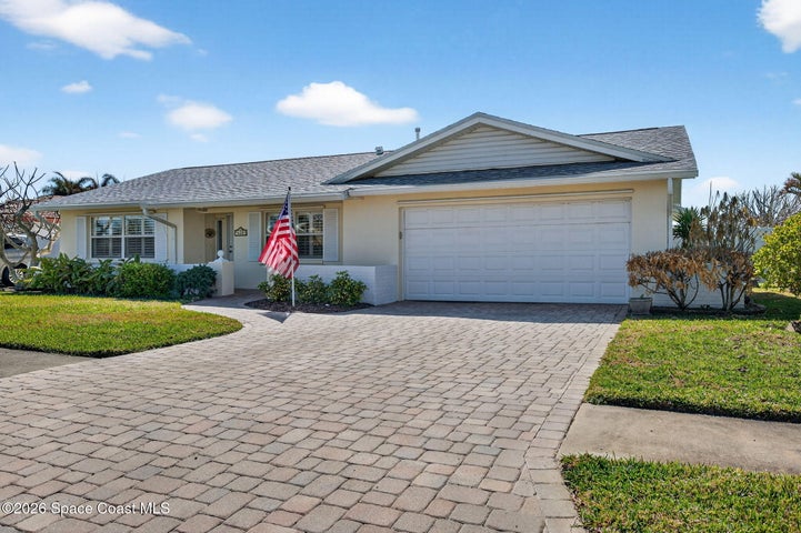 448 Saint Georges Court, Satellite Beach, FL 32937