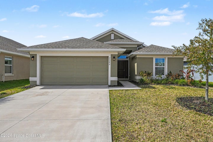2542 Pinwherry Street NW, Palm Bay, FL 32907