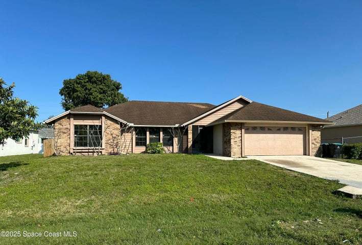 1573 Jasper Avenue NW, Palm Bay, FL 32907