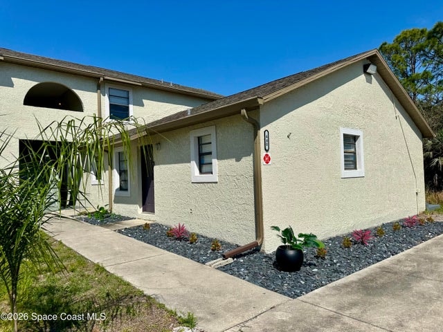 440 Mercury Avenue SE #E, Palm Bay, FL 32909