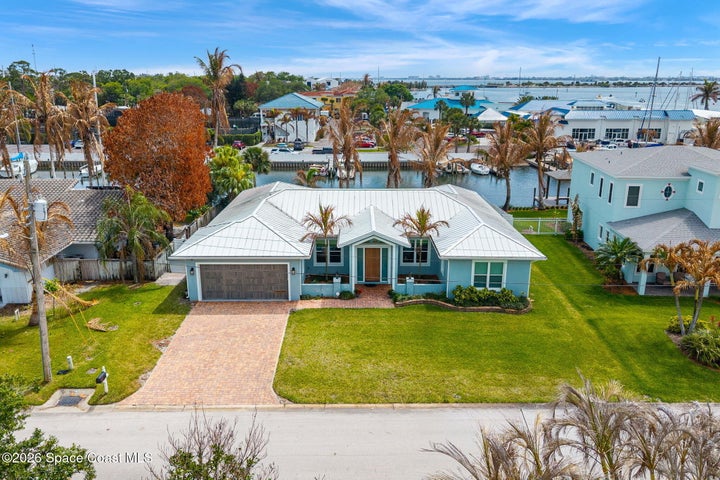 112 Cat Cay Lane, Indian Harbour Beach, FL 32937