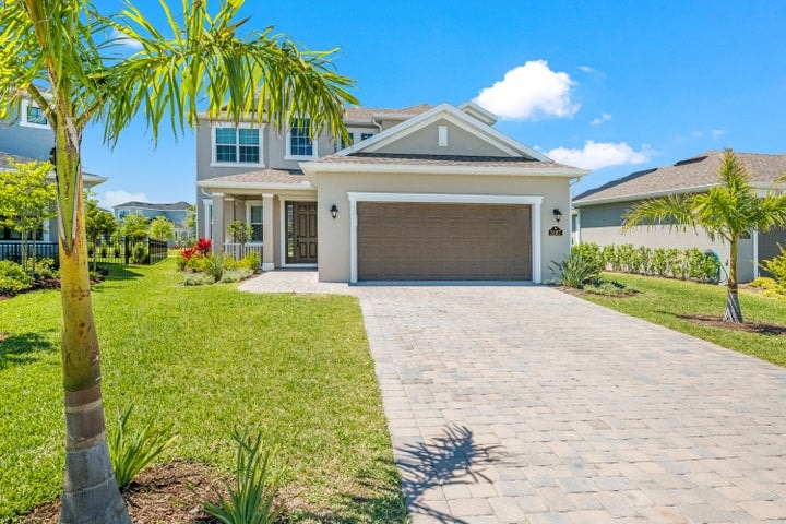 3167 Illuminate Place, Melbourne, FL 32940