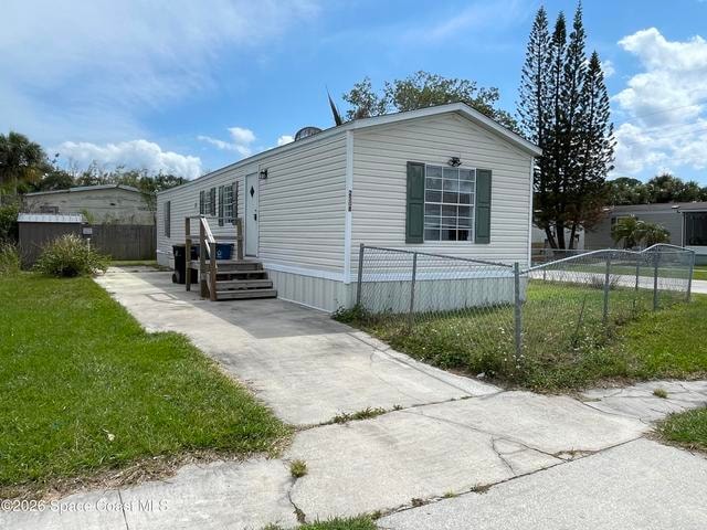2508 Chatham Way NE, Palm Bay, FL 32905