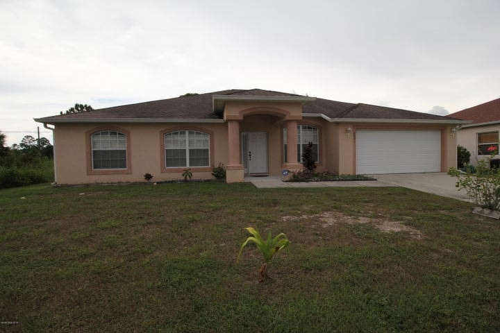 2891 Felda Avenue SE, Palm Bay, FL 32909