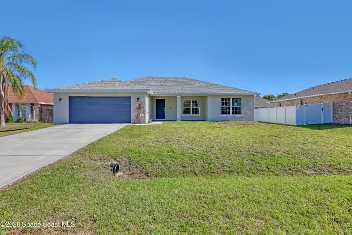 935 Hattaras Terrace SE, Palm Bay, FL 32909