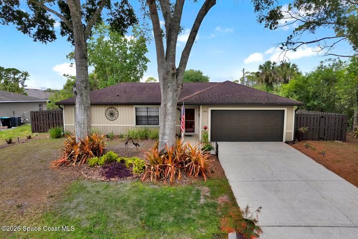 1080 Hammacher Avenue SW, Palm Bay, FL 32908