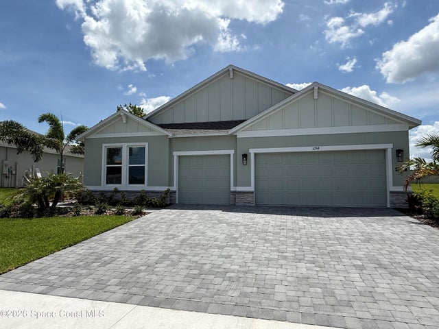 1094 Connolly Lane NE, Palm Bay, FL 32905