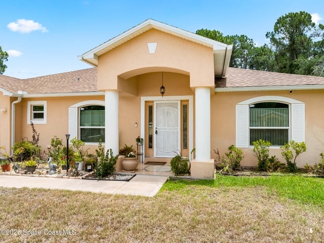 1282 Danforth Street SW, Palm Bay, FL 32908