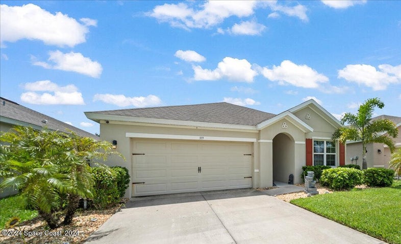 319 Moray Drive SW, Palm Bay, FL 32908