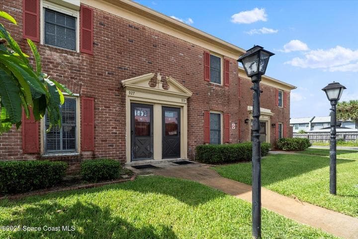 927 N Colonial Court #33, Indian Harbour Beach, FL 32937