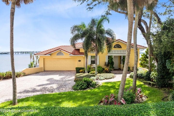 2636 N Indian River Drive, Cocoa, FL 32922