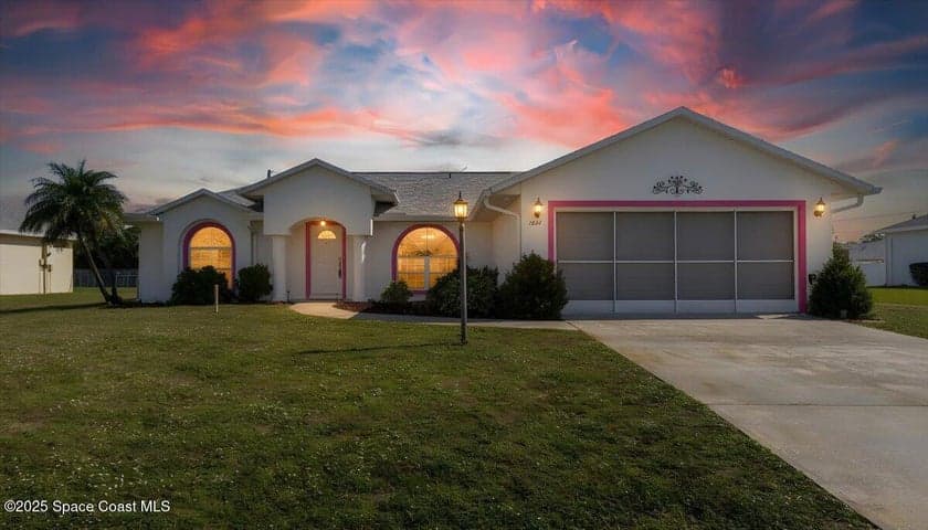 1631 Eldron Boulevard SE, Palm Bay, FL 32909