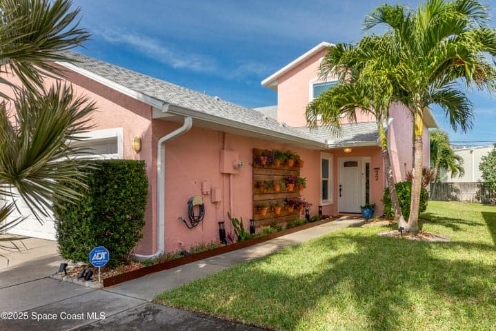 70 Coral Sea Way #22, Satellite Beach, FL 32937
