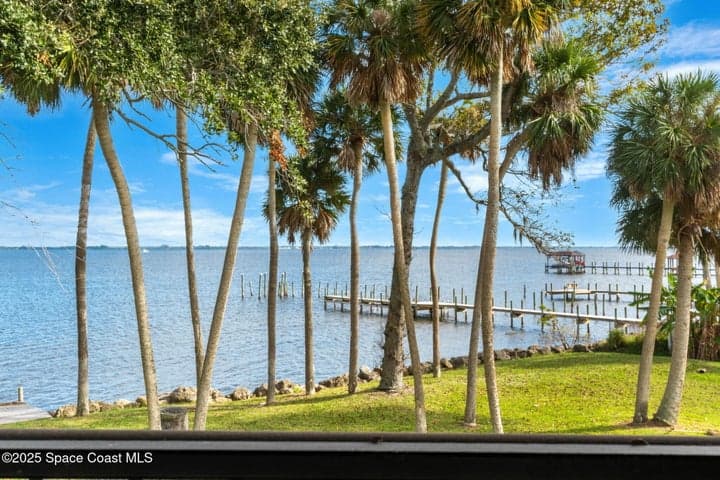 100 Canebreakers Drive #208, Cocoa, FL 32927