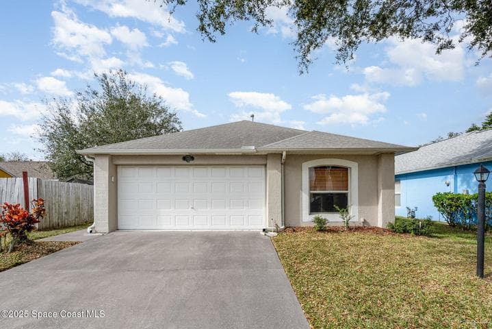 2885 Maderia Circle, Melbourne, FL 32935