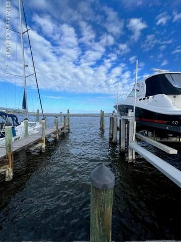 Wet Slip No. E13 Cocoa Village Marina E-13, Cocoa, FL 32927