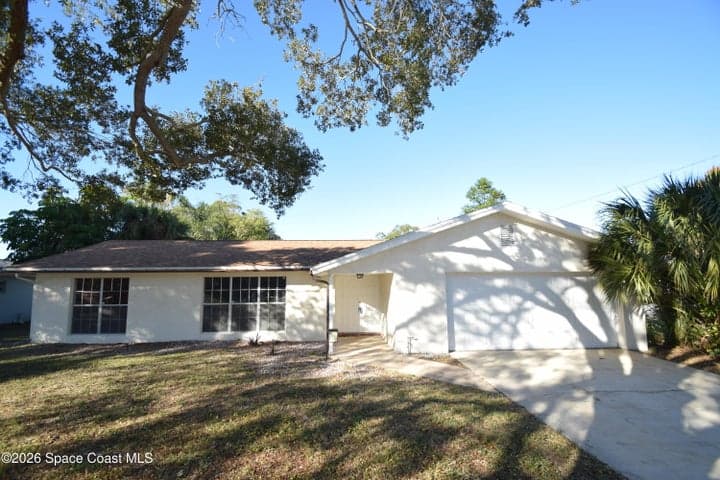 216 Cartier Avenue, Melbourne, FL 32901