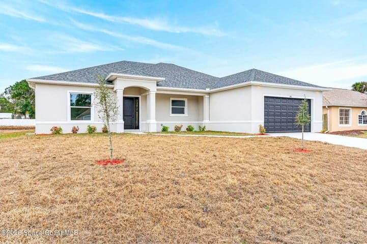760 Starland Street SE, Palm Bay, FL 32909