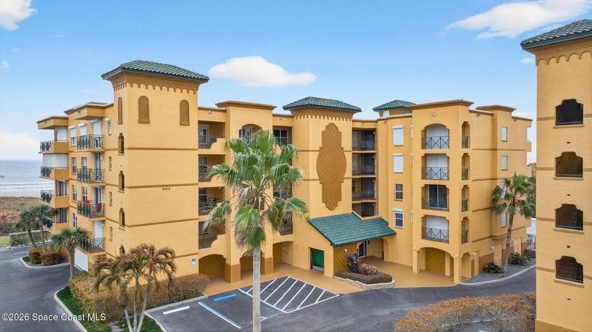 8472 Ridgewood Avenue 304, Cape Canaveral, FL 32920