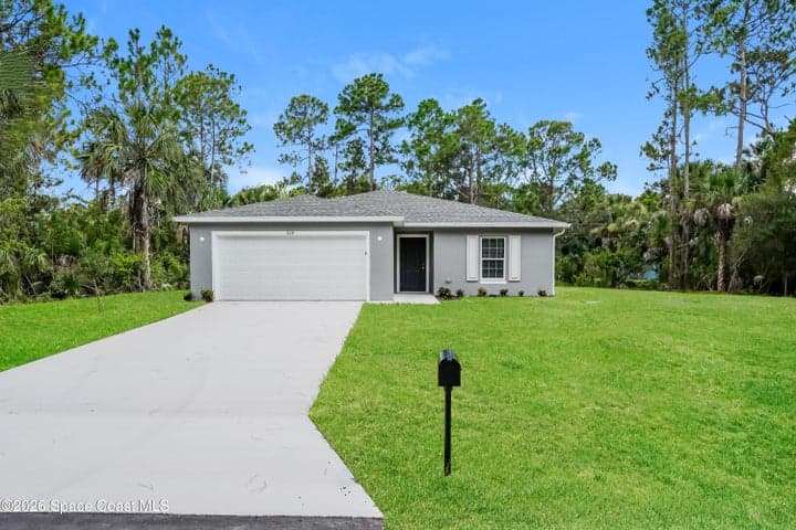 418 La Croix Road SW, Palm Bay, FL 32908