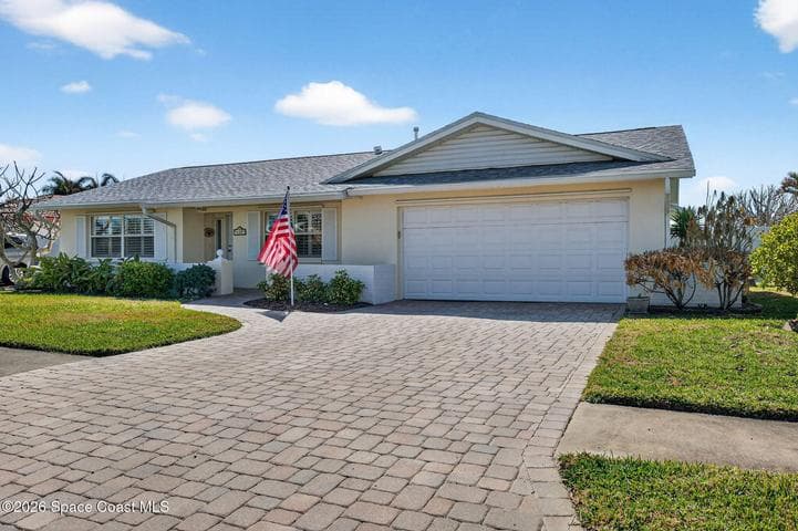 448 Saint Georges Court, Satellite Beach, FL 32937