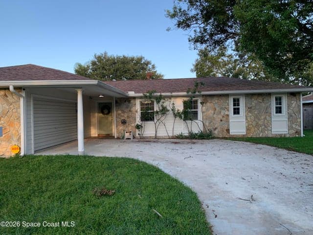 920 Briarwood Boulevard NE, Palm Bay, FL 32905