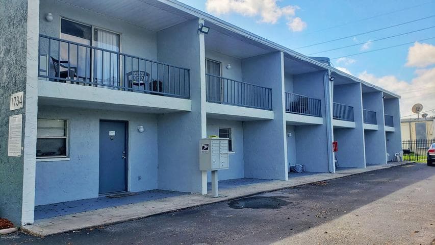 1734 Avocado Avenue #2, Melbourne, FL 32935