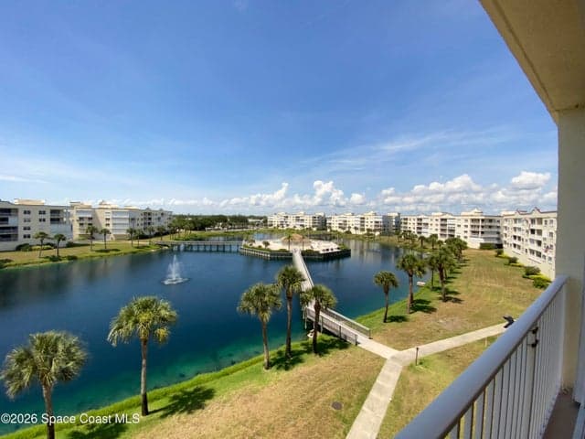 8951 Lake Drive #501, Cape Canaveral, FL 32920
