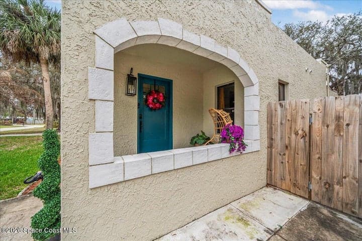 2010 Pennwood Drive, Melbourne, FL 32901