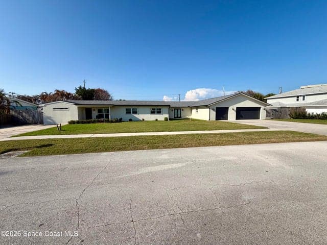 140 Norwood Avenue, Satellite Beach, FL 32937