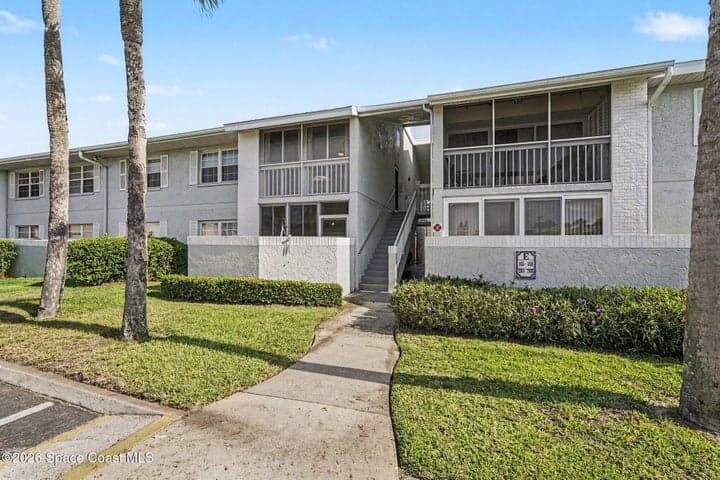 969 Sonesta Avenue NE #206, Palm Bay, FL 32905