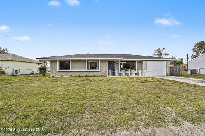 2140 Fallon Boulevard NE, Palm Bay, FL 32907