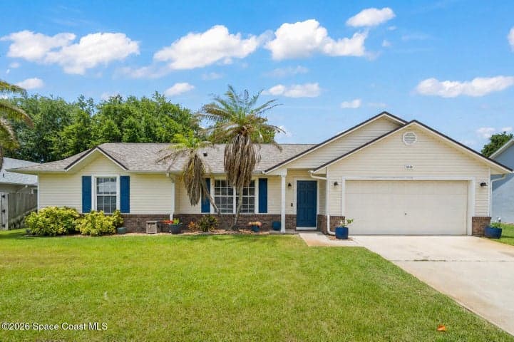 3320 Lakeview Circle, Melbourne, FL 32934