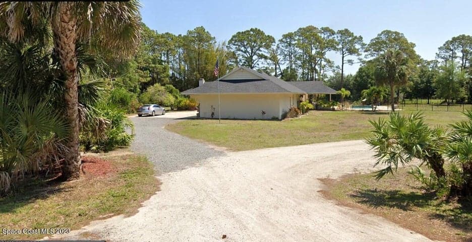 1639 Emmaus Road NW, Palm Bay, FL 32907