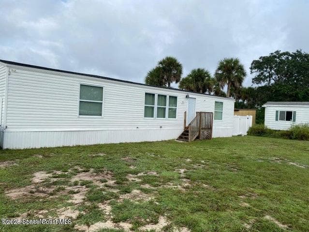 2944 Century Oaks Circle, West Melbourne, FL 32904