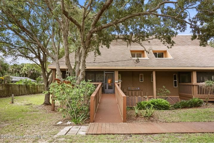 6235 Treetop Drive, Melbourne Beach, FL 32951